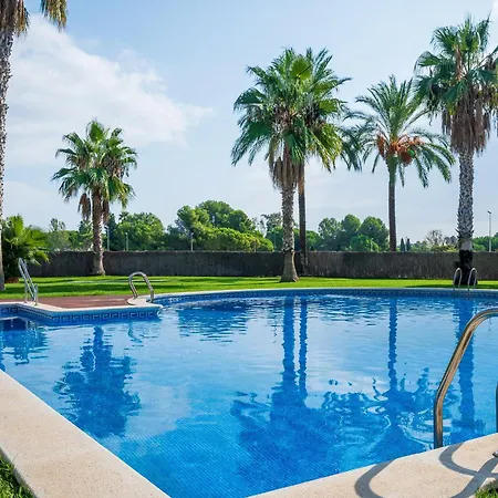 At144 Completamente Equipado, Con Piscina Y Cerca De La Playa * 토르뎀바라