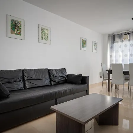 아파트 At144 Completamente Equipado, Con Piscina Y Cerca De La Playa 토르뎀바라